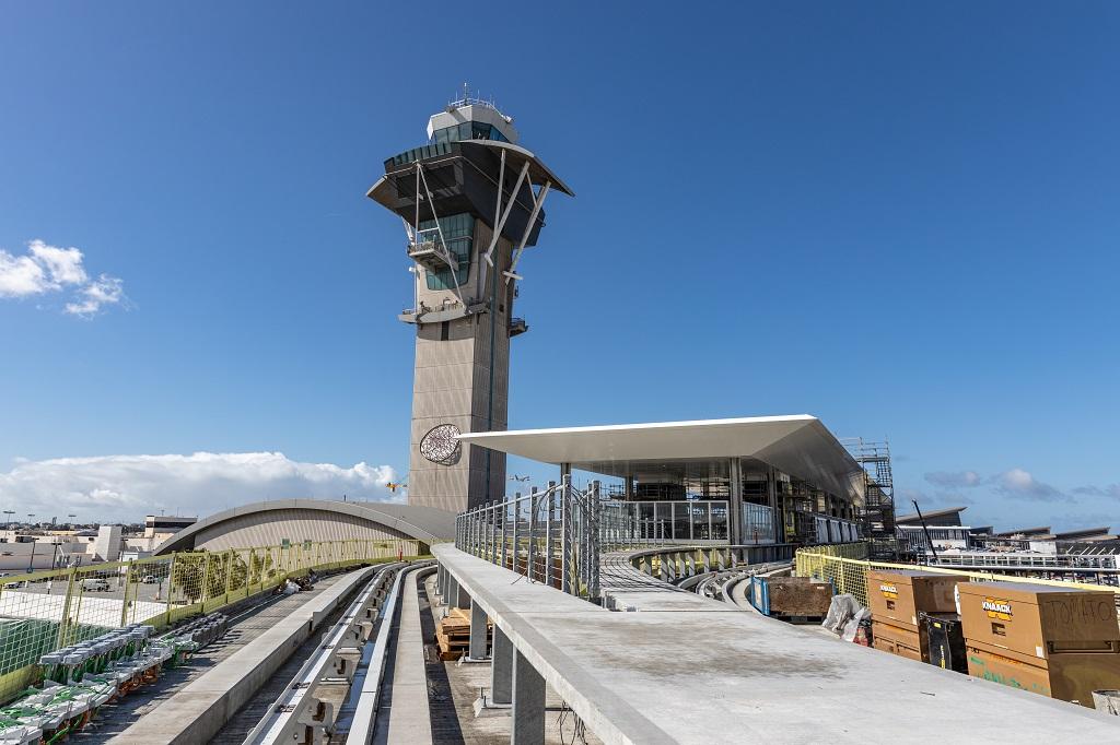 New people mover system continues to make progress at LAX